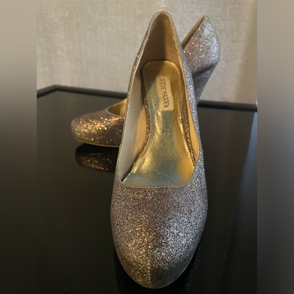 Steve Madden pink silver glitter, sparkle stiletto, 4.5” heel, P-Miami, size 8.5 - Picture 4 of 7